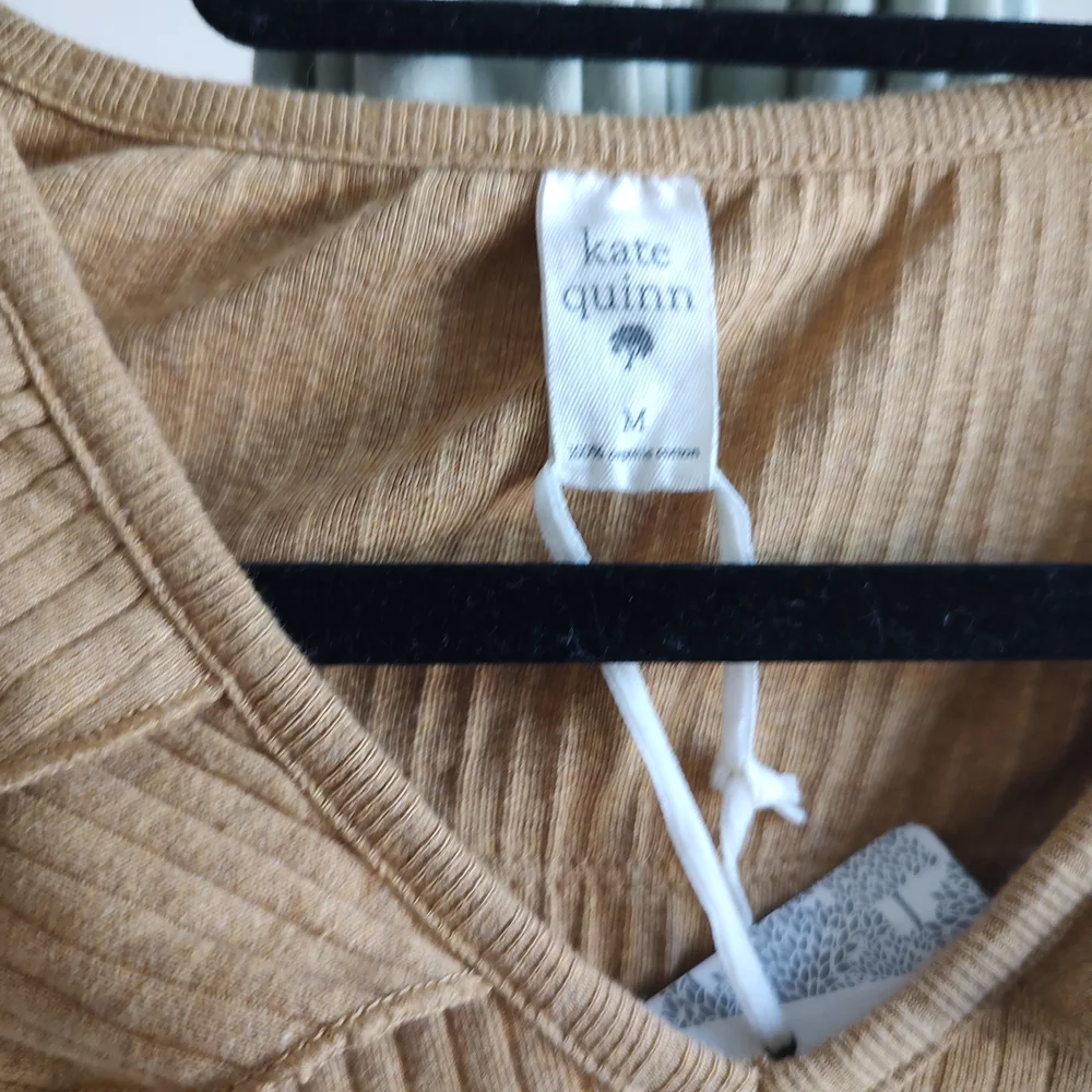 Ruffled V-Neck Ribbed Sweater - Picture 2 of 4